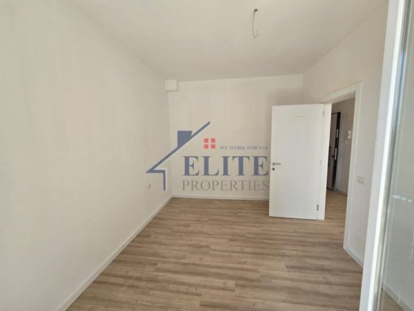 Tirane, shitet apartament 1+1+Ballkon Kati 3, 64 m² 76.560 € (Univers City)