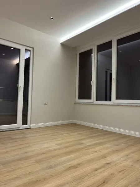 Tirane, shitet apartament+verande | Penthouse 3+1 Kati 5, 165 m² 275.000 € 