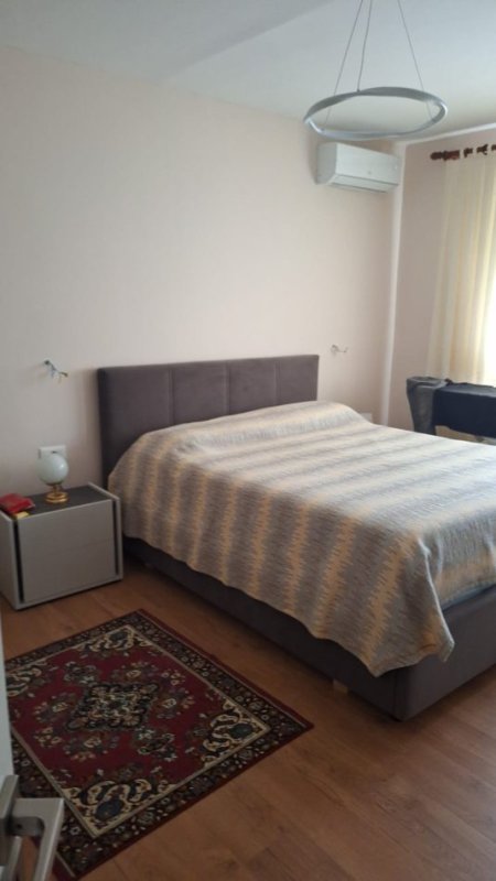 Tirane, jepet me qera apartament 2+1+Aneks+Ballkon Kati 2, 80 m² 500 € (Allias pran spitalit nen tereza)