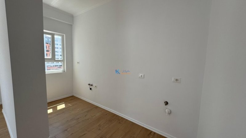 Tirane, shitet apartament 1+1+Ballkon Kati 4, 60 m² 93.000 € (Astir, te 2 Palmat)