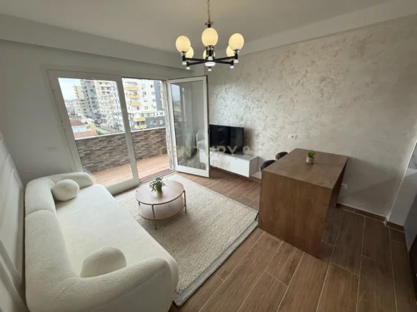 Durres, shes apartament 1+1+Ballkon Kati 4, 115.000 € 