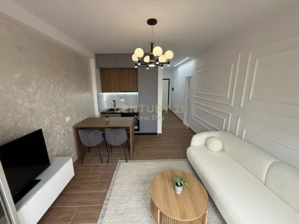 Durres, shes apartament 1+1+Ballkon Kati 4, 115.000 € 
