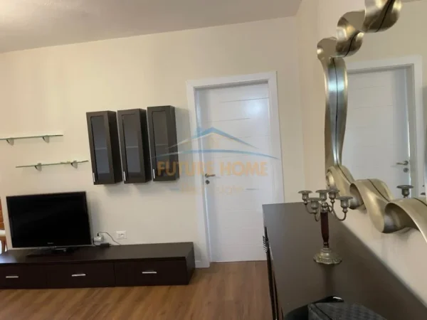 0683487469 Tirane, shitet apartament 1+1 Kati 10, 64 m² 155.000 € (Prane Lulishtes)