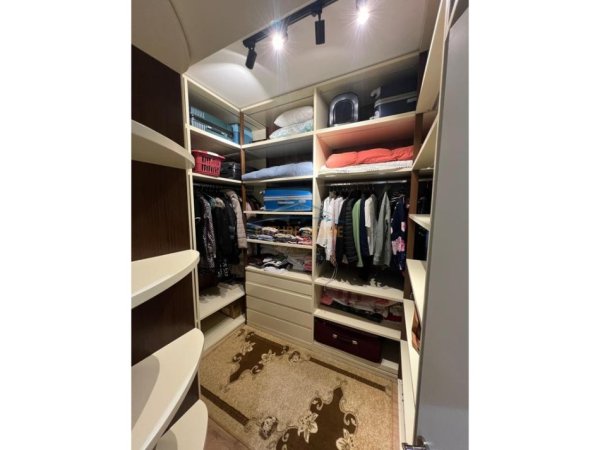 Tirane, shes apartament 2+1 Kati 1, 106 m² (afer lokal freskut)