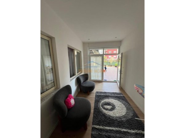 Tirane, shes apartament 2+1 Kati 1, 106 m² (afer lokal freskut)
