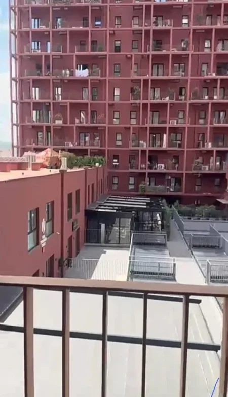 Tirane, jepet me qera zyre Kati 3, 90 m² 1.100 €