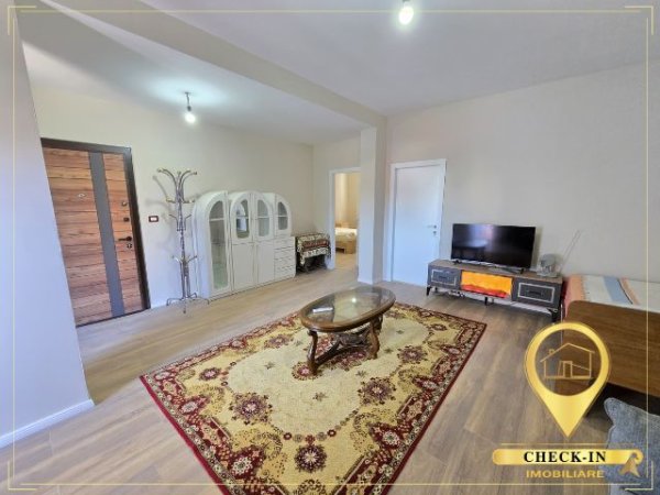 Tirane, jepet me qera apartament 1+1+Aneks+Ballkon , 70 m² 500 € (Sheshi Shtraus)