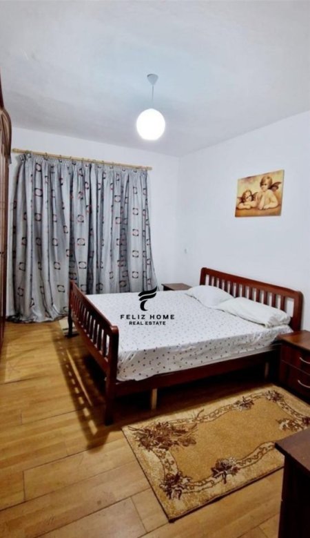 Tirane, jepet me qera apartament 2+1 Kati 4, 80 m² 500 € (RRUGA BARDHYL)