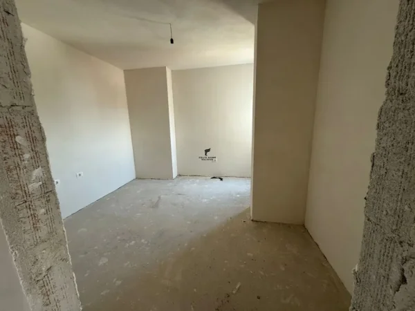 Tirane, shitet apartament 3+1+Ballkon Kati 10, 127 m² 365.000 € (STADIUMI DINAMO)