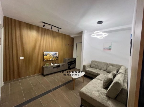 Tirane, jepet me qera apartament 1+1+Ballkon Kati 2, 55 m² 500 € (SELITE)