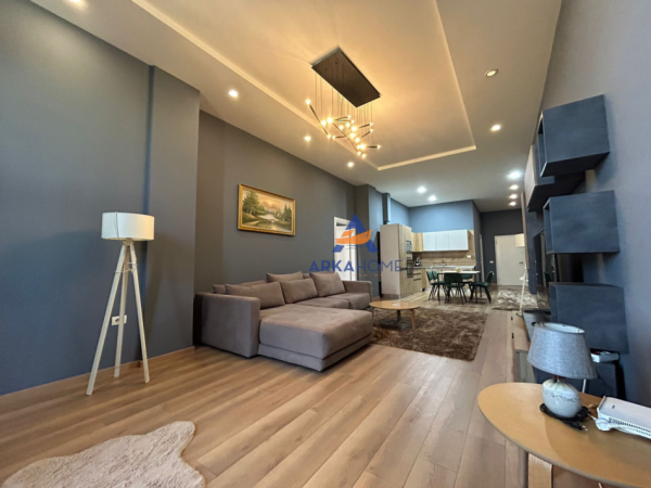 Tirane, jepet me qera apartament 1+1+Ballkon Kati 1, 120 m² 650 € (LIQENI I THATE)