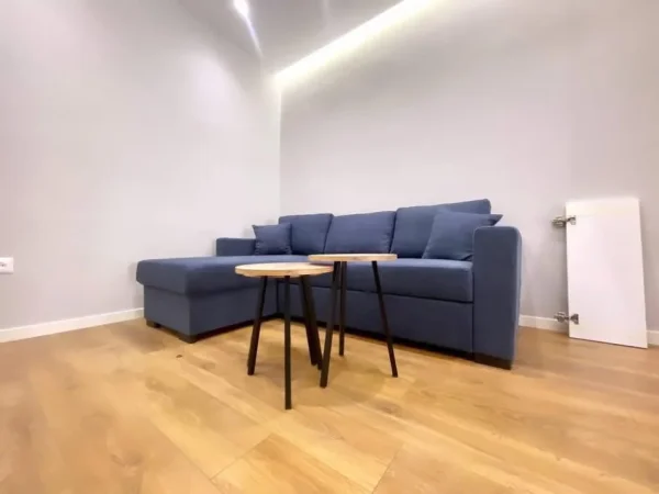 Tirane, shitet apartament 1+1 , 65 m² 159.000 € (Perballe me hyrjen e Myslym Shyrit)