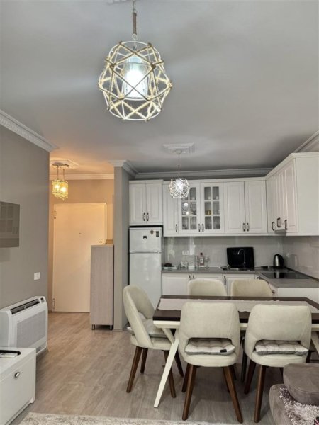 Tirane, jepet me qera apartament 1+1 Kati 3, 60 m² 550 € (Rruga Kavajes)