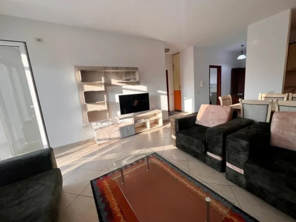 Tirane, shitet apartament 2+1+Ballkon Kati 6, 108 m² 239.000 € (Kopshti Zoologjik - Tiranë)