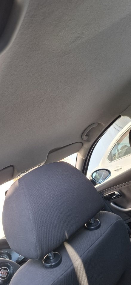 Tirane, shes makine Seat Ibiza Benzin+Gaz, e zeze manuale Kondicioner 250.000 km 1.800 €