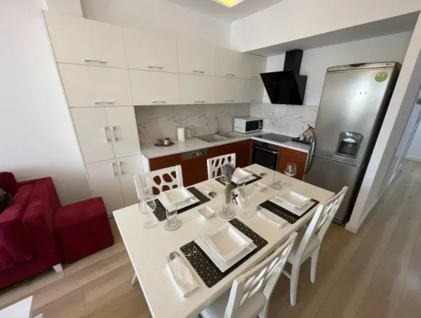 Tirane, jepet me qera apartament 2+1 Kati 3, 80 m² 800 € 