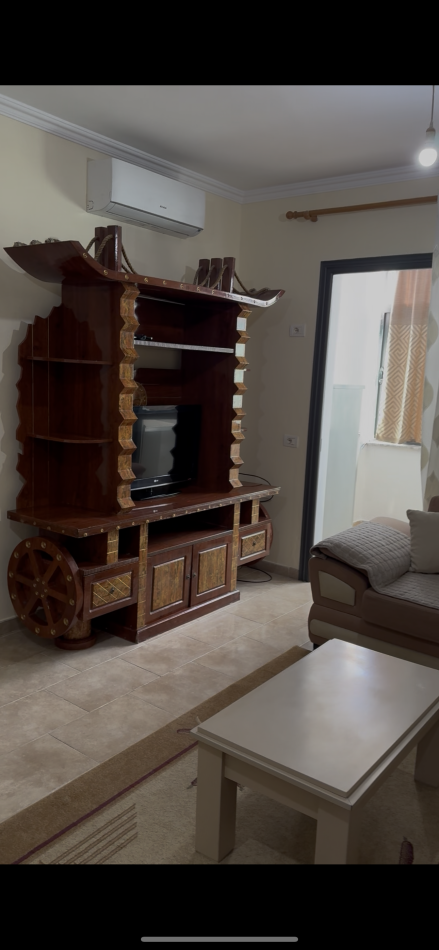 Tirane, jepet me qera apartament 2+1+Ballkon Kati 4, 100 m² 380 € (Rruga Ardeno)