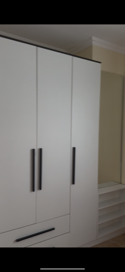 Tirane, jepet me qera apartament 2+1+Ballkon Kati 4, 100 m² 380 € (Rruga Ardeno)