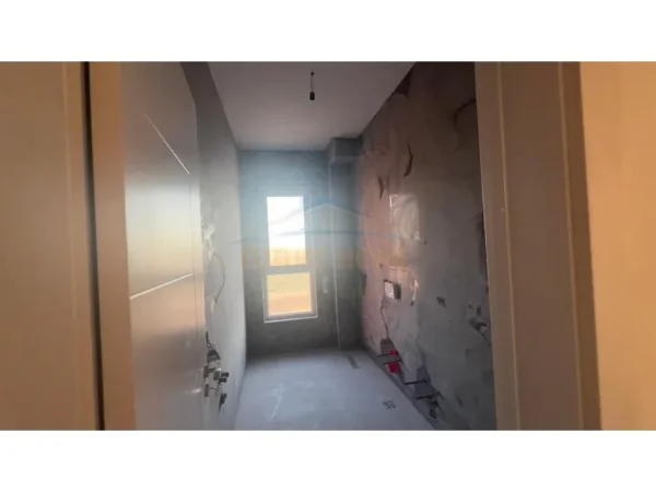 Tirane, shitet apartament 2+1 Kati 5, 95 m² 142.050 € 
