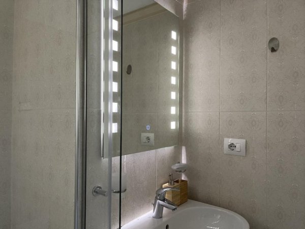 APARTAMENT  2+1 ME QIRA   800 €  LIQENI ARTIFICIAL