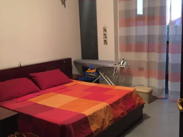 Tirane, jepet me qera apartament 1+1+Ballkon Kati 3, 100 m² 530 € (RRUGA HAXHI HYSEN DALLIU)