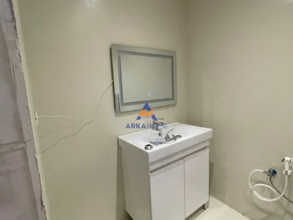 Tirane, shitet apartament 2+1+Ballkon Kati 1, 100 m² 150.000 € (VLORE, LUNGOMARE)