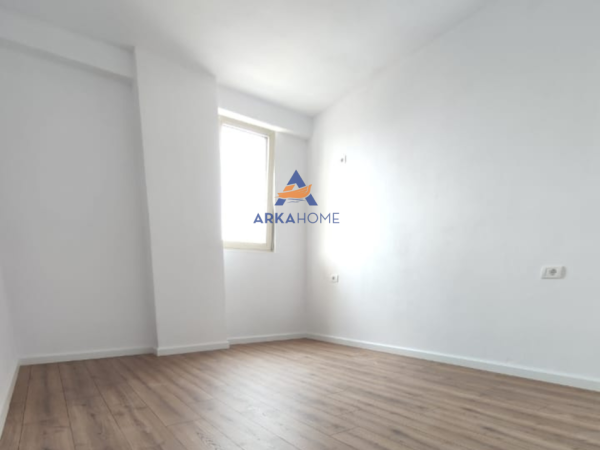 Tirane, shitet apartament 1+1+Ballkon Kati 4, 63 m² 83.000 € (RESIDENCA TOM DOSHI,SHKOZË)