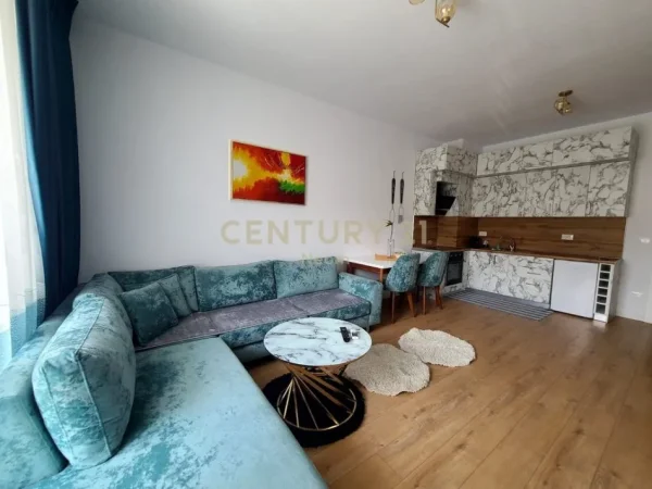 Tirane, jepet me qera apartament1+1+Ballkon Kati 2, 72 m² 450 €