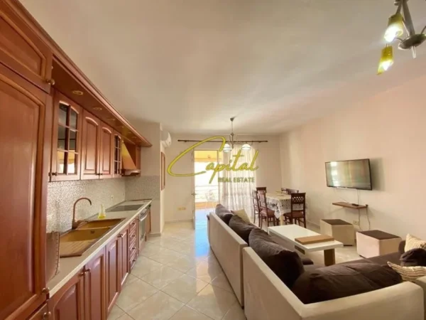 Tirane, shitet apartament 3+1+Ballkon Kati 6, 146 m² 189.800 € (ASTIR)