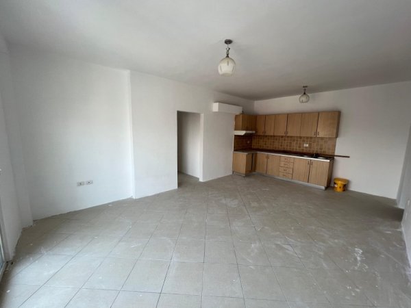 Tirane, shitet apartament 2+1 Kati 9, 110 m² 149.000 € (astir)