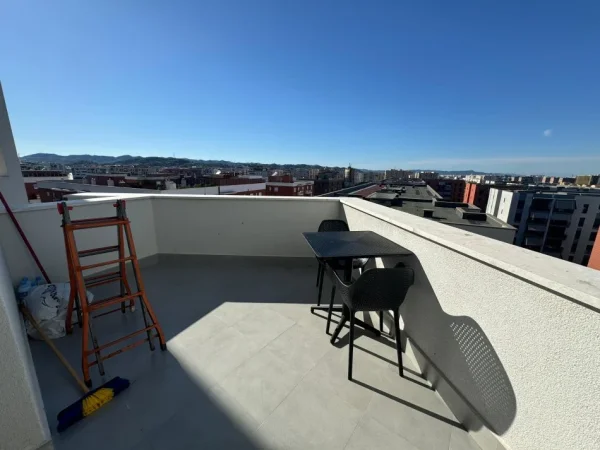 Tirane, jepet me qera apartament 1+1 Kati 9, 80 m² 700 € (rruga nexho konomi)