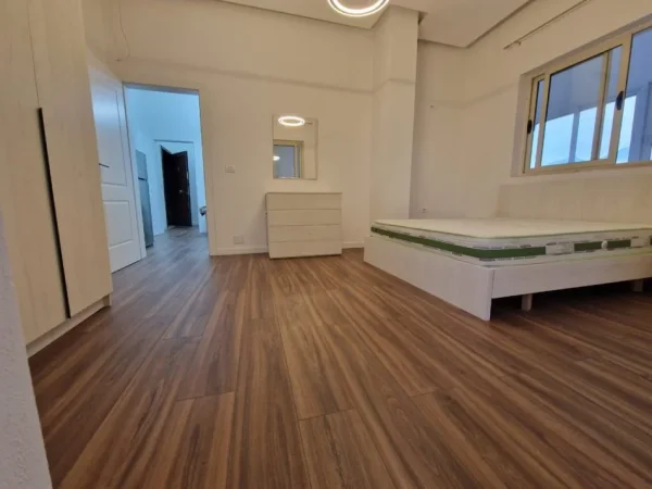 Tirane, shitet apartament 1+1 Kati 3, 84 m² 85.000 € 