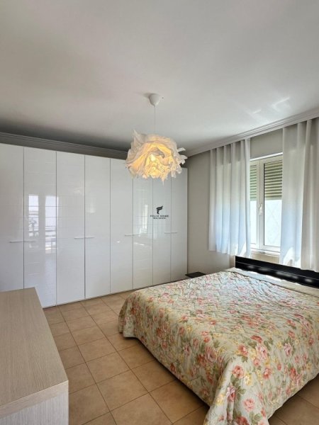 Tirane, jepet me qera apartament 2+1 Kati 2, 100 m² 800 € (KOPSHTI ZOOLOGJIK)