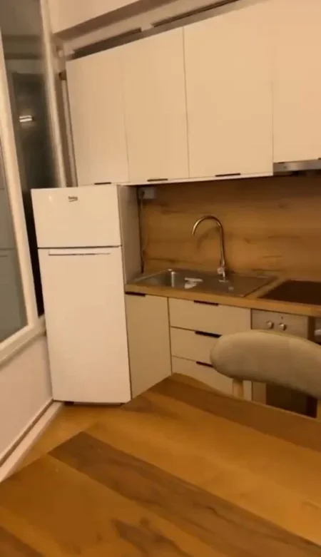 Tirane, jepet me qera apartament 1+1 Kati 6, 40 m² 350 € (Kodra e Diellit tek Market Aldi ( rruga Rrapo Hekali))