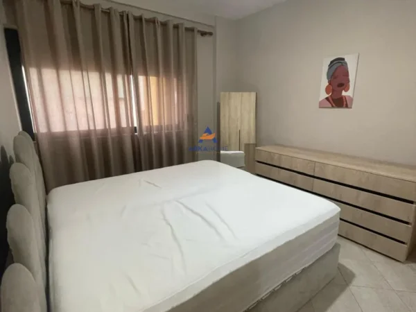Tirane, jepet me qera 1+1+Ballkon Kati 3, 63 m² 450 € (PRANE RRUGES TEODOR RUZVELT)