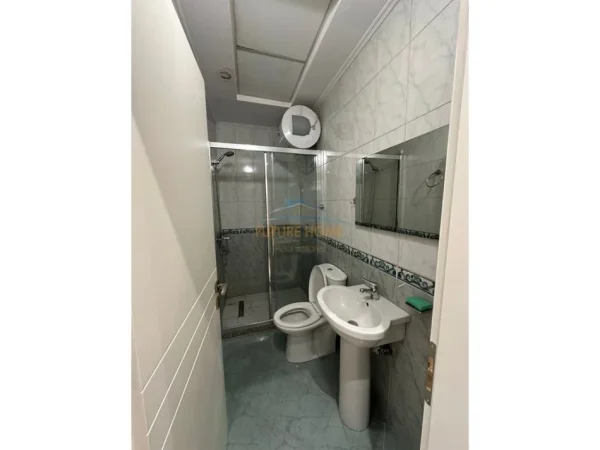 Tirane, jepet me qera apartament 2+1 Kati 6, 103 m² 800 € (DON BOSKO)