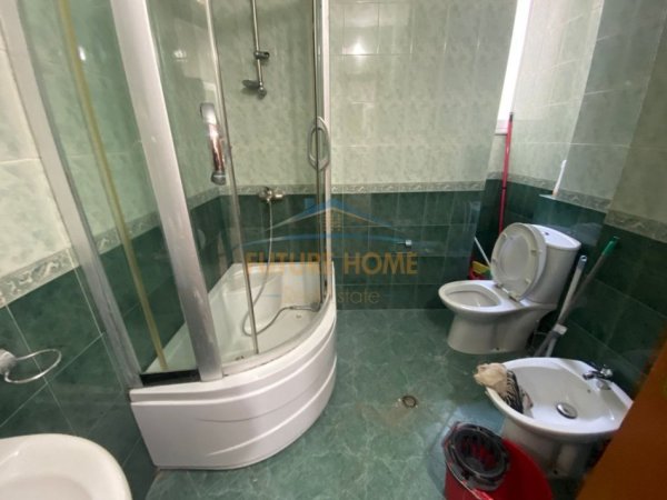 Tirane, jepet me qera apartament 2+1 Kati 9, 101 m² 700 € (Rruga Mujo Ulqinaku)