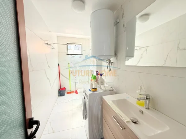 Tirane, shitet apartament 2+1 Kati 2, 76 m² 140.000 € (Rruga Arkitekt Kasemi)