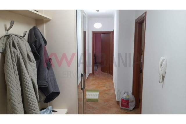 Tirane, shitet apartament 3+1+A+BLK Kati 2, 135 m² 125.000 Euro (Rruga Bill Klinton)