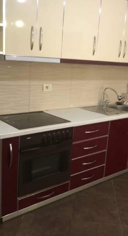 Tirane, jepet me qera apartament 1+1+A+BLK Kati 2, 70 m² 27.000 Leke (SOKRAT MIHO)