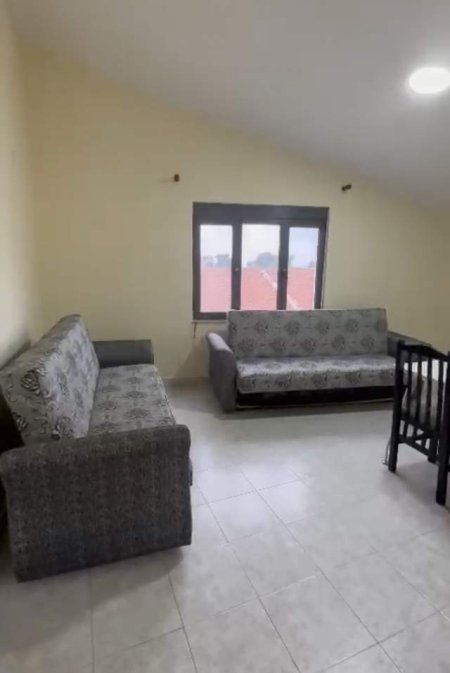 Tirane, jepet me qera Vile 5+1+BLK Kati 4, 110 m² 40.000 Leke (Bedri Karapici)