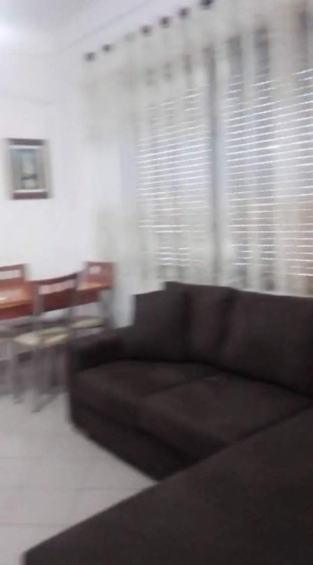 Tirane, jepet me qera apartament 2+1 Kati 4, 65 m² 400 Euro (Myslym Shyri)