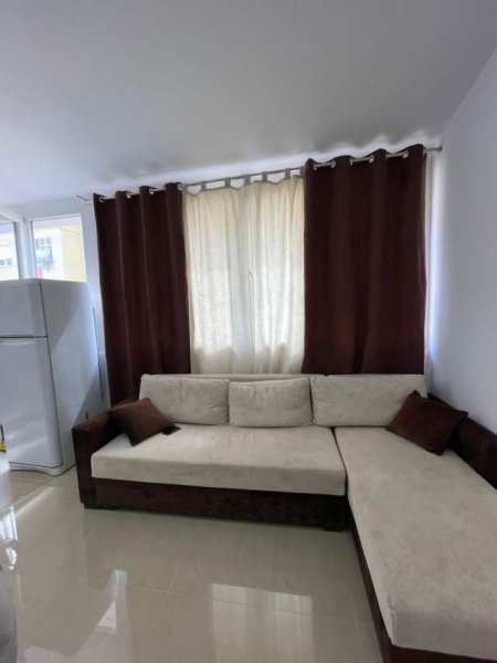 Tirane, jepet me qera apartament 1+1+BLK Kati 6, 65 m² 360 Euro (Bill Klinton)