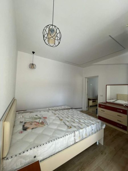 Tirane, jepet me qera apartament 1+1+BLK Kati 6, 65 m² 360 Euro (Bill Klinton)