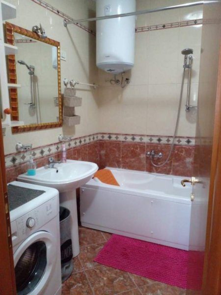 Tirane, jepet me qera 2+1 Kati 9, 120 m² 850  (Rruga Brigada VIII Tiranë,Shqipëria)
