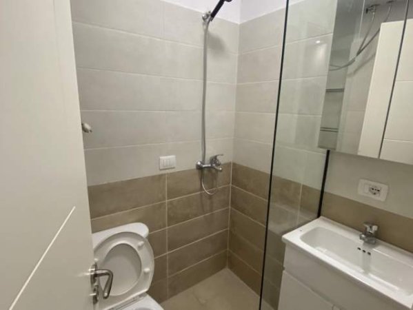 Tirane, shitet garsonier Kati 1, 26 m² 30.000 Euro (Fresku)