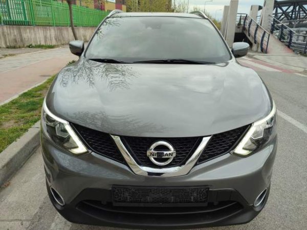 Nissan Qashqai viti 2015 panoramik, full option, automat, 1.6 TDI, navi, 13500 €