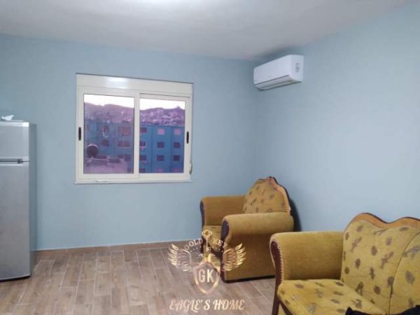 Durres, jepet me qera apartament 1+1+BLK Kati 5, 75 m² 180 Euro (Stadiumi,KMY)