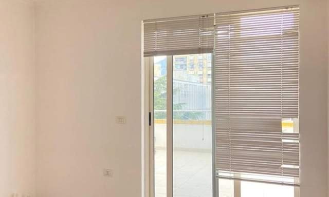 Tirane, jepet me qera apartament 2+1+A+BLK Kati 5, 154 m² 900 Euro