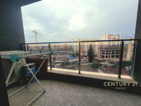 Tirane, jap me qera apartament Kati 6, 129 m² 600 Euro